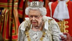 Elizabeth II : l'évolution physique de la reine à travers le temps