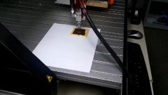 Du chocolat imprimé en 3D sur un gâteau