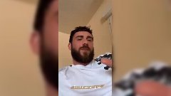 Illan rend visite à ses parents en Martinique. La star fait des confidences sur sa vie, son état d'esprit. On vous dit tout.