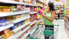 Quel supermarché est vraiment le moins cher ?