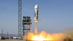 Blue Origin réussit le premier test d'éjection d'urgence de la capsule du New Shepard