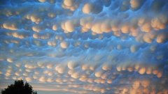 Un des nuages les plus rares au monde observé en Crète