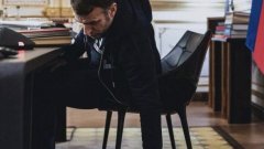 Cette photo d'Emmanuel Macron qui fait fondre les internautes