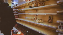 Pénuries : ces aliments vont manquer dans les supermarchés en 2023