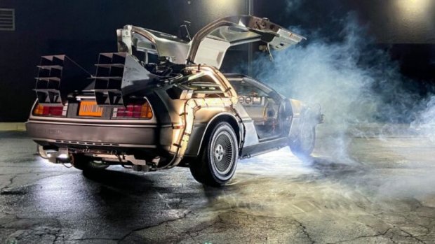 Retour vers le Futur : le saviez-vous ? La DeLorean devait initialement  être … un réfrigérateur ! - Voici