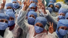 Confinement : 150 employés d'une usine en Tunisie décident de vivre en autarcie pour fabriquer des masques
