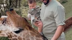 Nabilla : Entourée de girafes, elle passe des vacances inoubliables au Kenya !