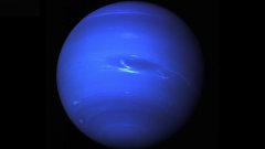 Neptune, une planète bleue si mystérieuse