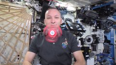 La danse étonnante d’un hand spinner dans la Station spatiale