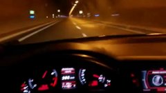 Un allemand monte à 378 kmh en Audi RS6