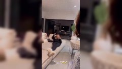 Hilona Gos : Sa soirée de Gander Reveal complètement folle(1)