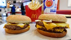Des hackers ont trouvé un moyen de manger gratuitement au McDonald's