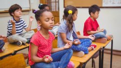 Méditation à l'école : une expérience abordée par le film Happy