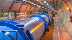 LHC : comment fonctionne le plus grand accélérateur de particules ?