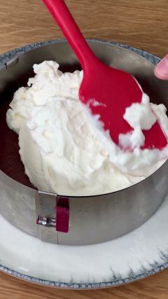 🍰 Gâteau qui pleure 😢 #recette #cuisine #gateau #faitmaison #émotion #shorts